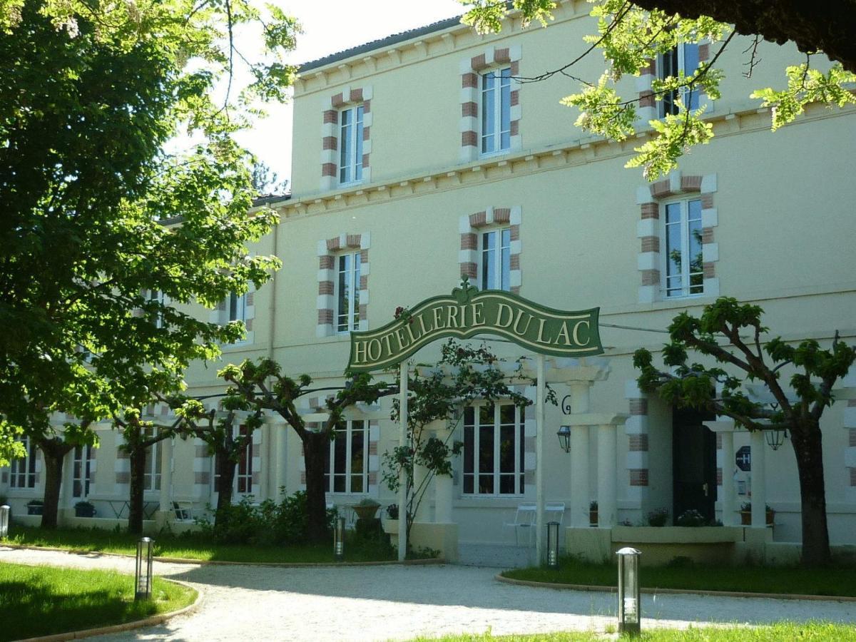 Hotellerie du Lac Revel  Extérieur photo